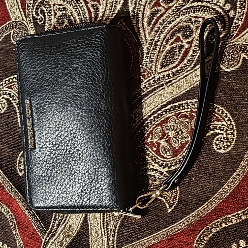 💥💥💥Michael Kors Wristlet💥💥💥